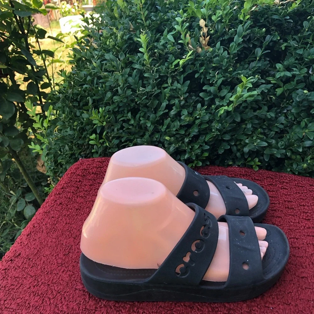 Crocs Baya Platform Classic Two-Strap Iconic Comfort Black Sandals Size W8